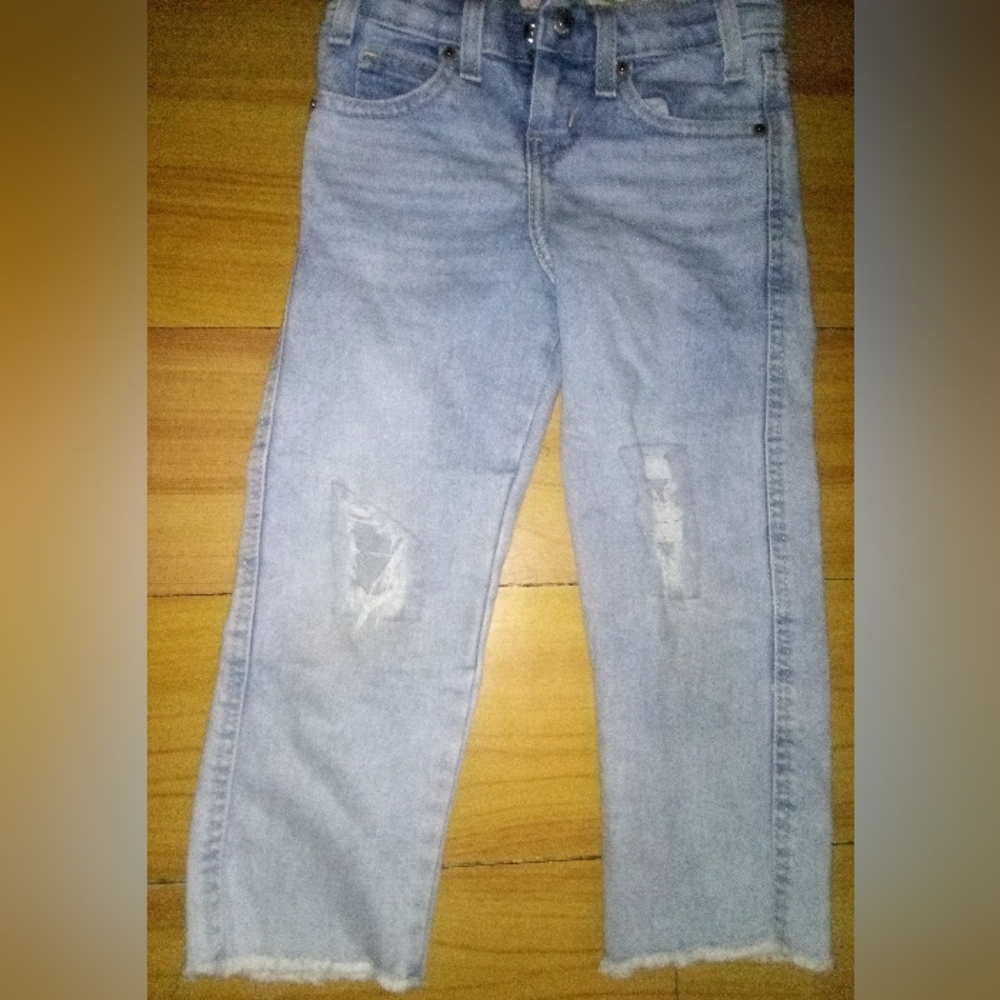 Signature by Levi Strauss & Co. Girls' Heritage Ankle Straight Blue Ripped Jeans